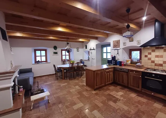 Tik Hegyi Ház Casa de Férias *