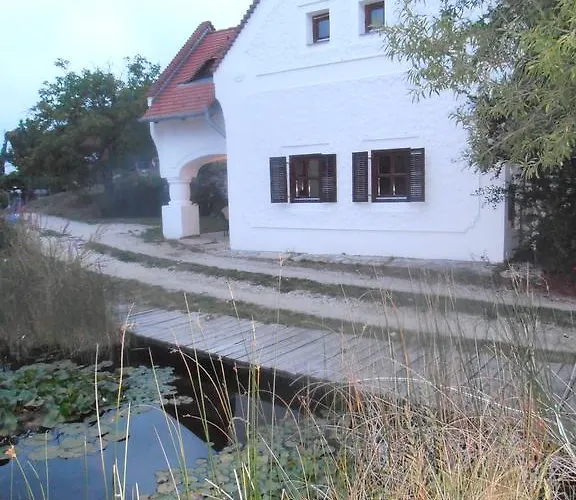 Casa de Férias Tik Hegyi Ház *